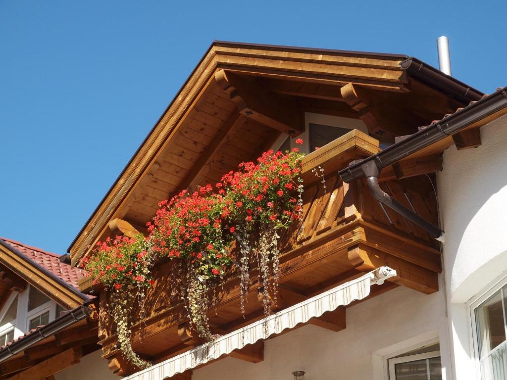Apart Rustica Kaunertal Exterior photo
